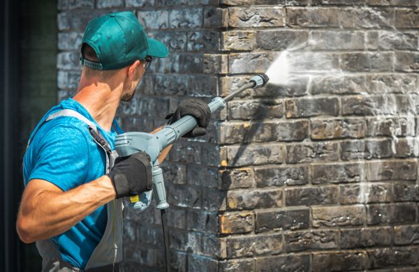 Cost of Exterior Masonry Cleaning in Shawnee