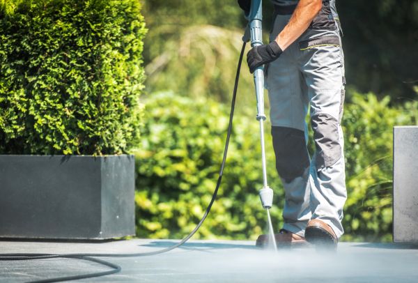 Cost of Patio Concrete Cleaning in Shawnee