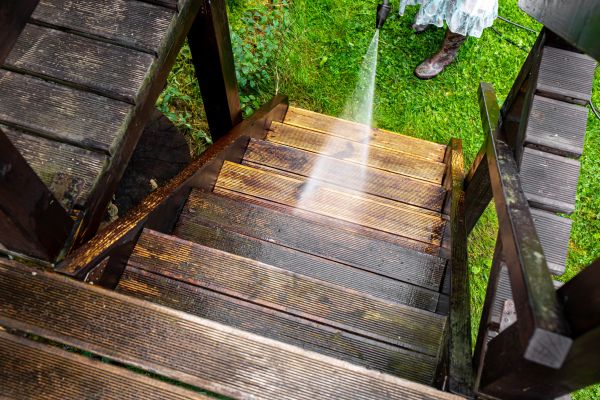 Cost of Wood Power Washing in Shawnee