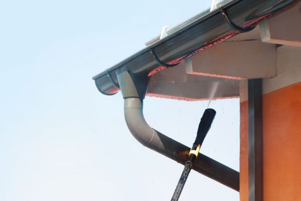 Cost of Eaves Power Washing in Shawnee